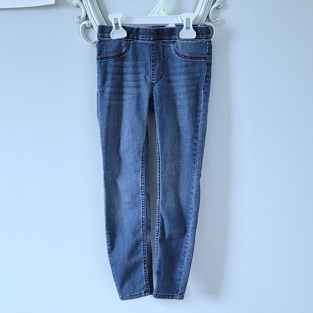Size 6/7 Jeans